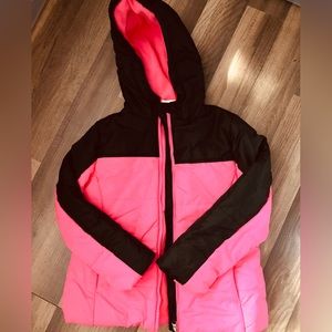 LIKE NEW Girls Pink and Black Winter Jacket with Hood.